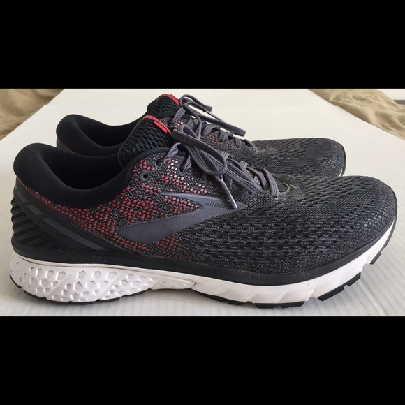 brooks ghost 10 womens size 5
